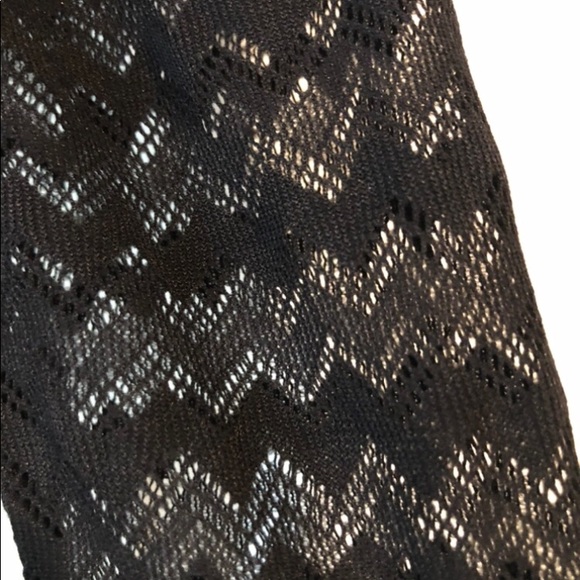 Guess LBD size 8 w/ lace overlay - Picture 5 of 6